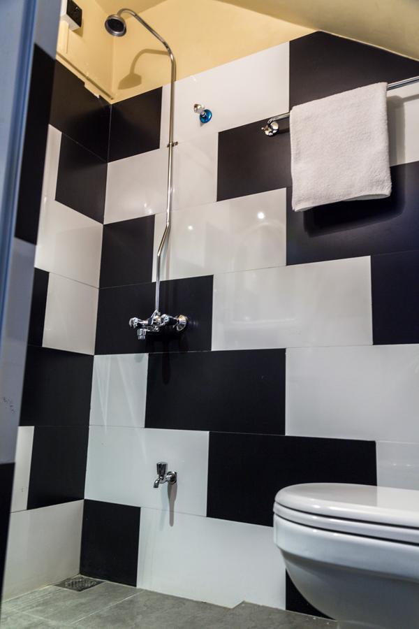 281 Kandy City Hostel & Rooms Deiyannewela ภายนอก รูปภาพ