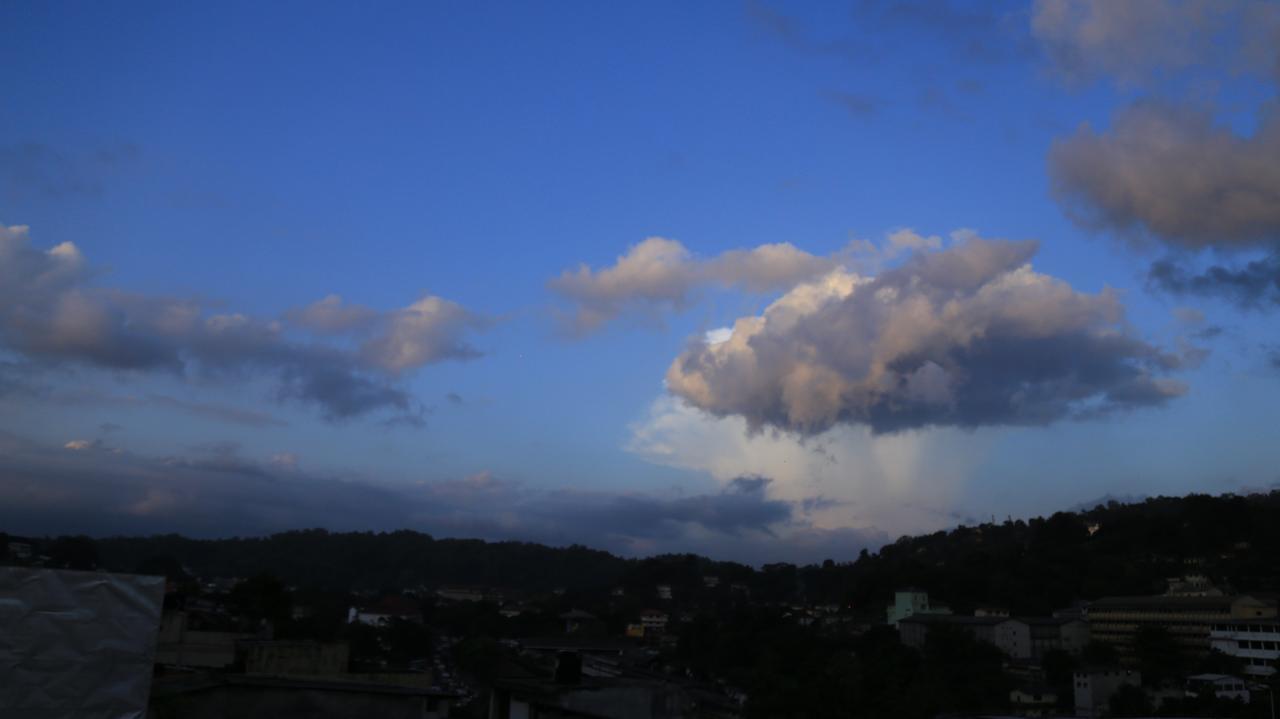 281 Kandy City Hostel & Rooms Deiyannewela ภายนอก รูปภาพ