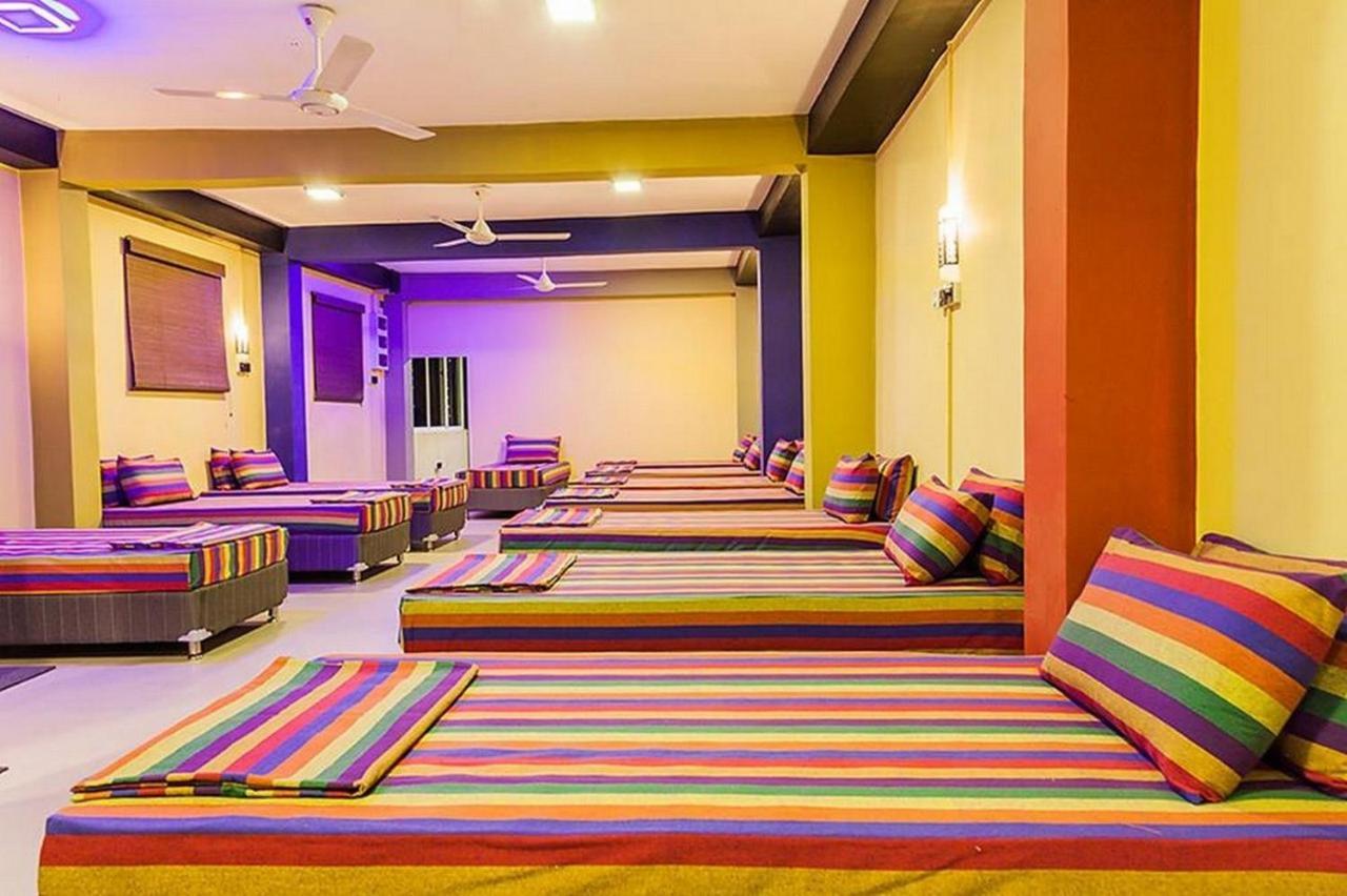 281 Kandy City Hostel & Rooms Deiyannewela ภายนอก รูปภาพ